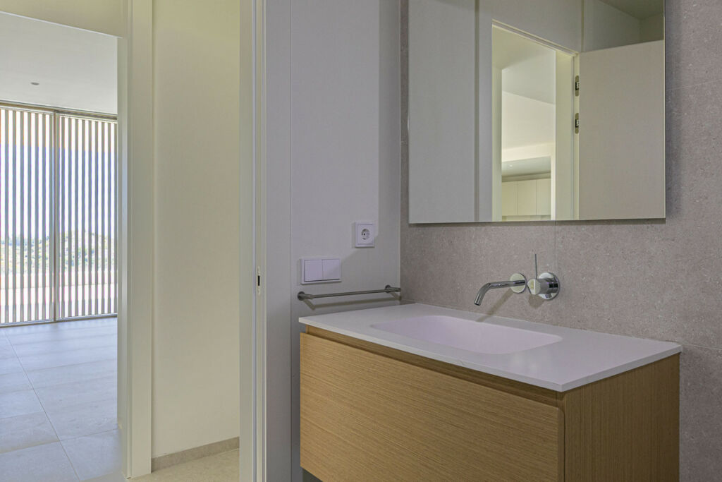 Middle Floor Apartment Benahavís Málaga - image 22