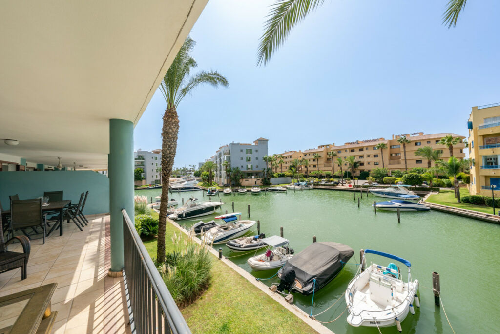 Middle Floor Apartment Sotogrande Marina Cádiz - image 22