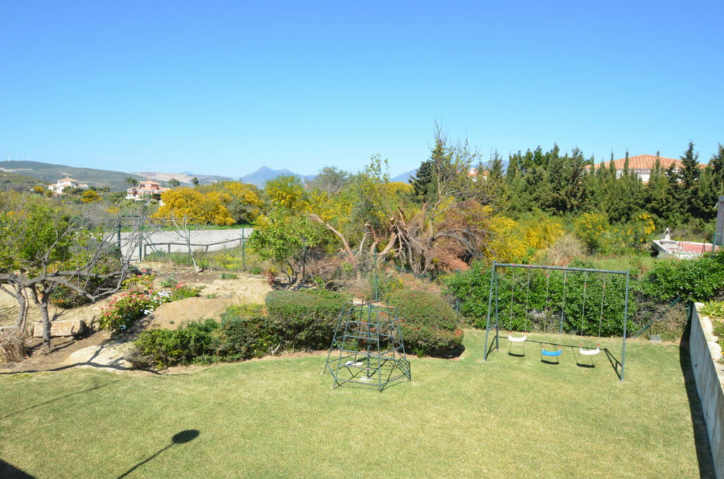 Semi-Detached House La Duquesa Málaga - image 22