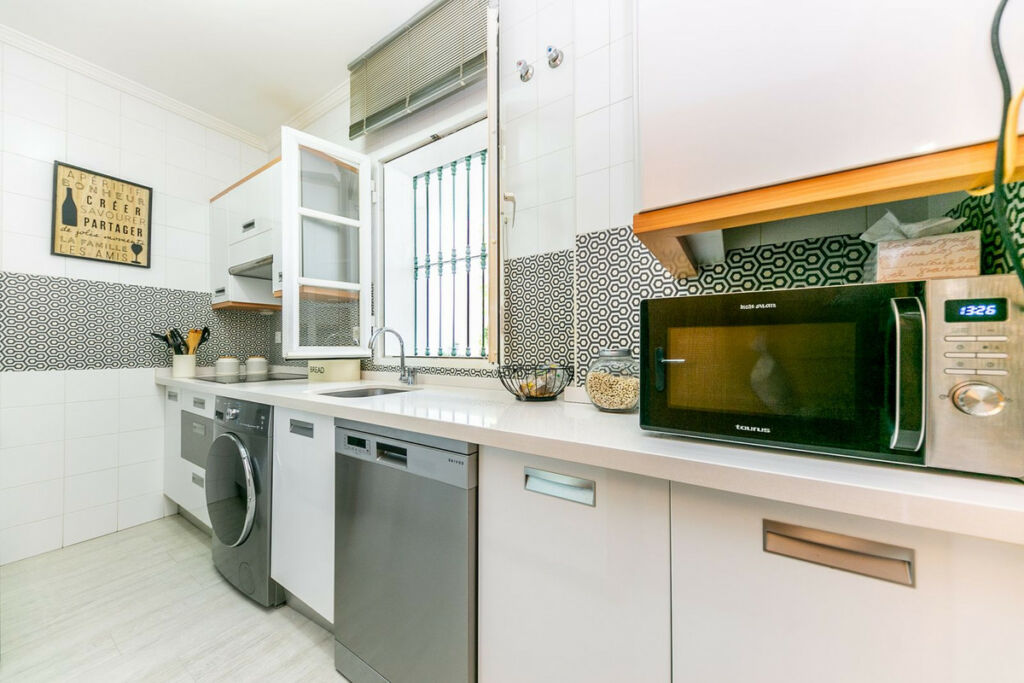 Middle Floor Apartment Benalmadena Costa Málaga - image 22