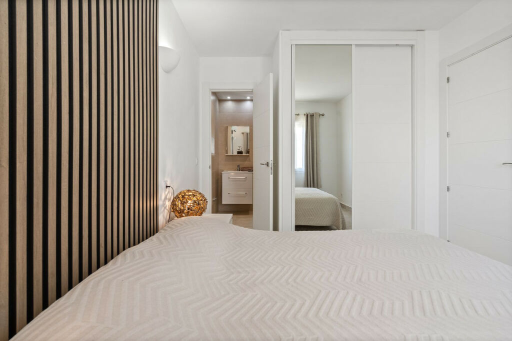 Detached Villa Torreblanca Málaga - image 22
