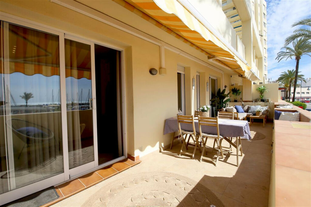 Middle Floor Apartment Estepona Málaga - image 22