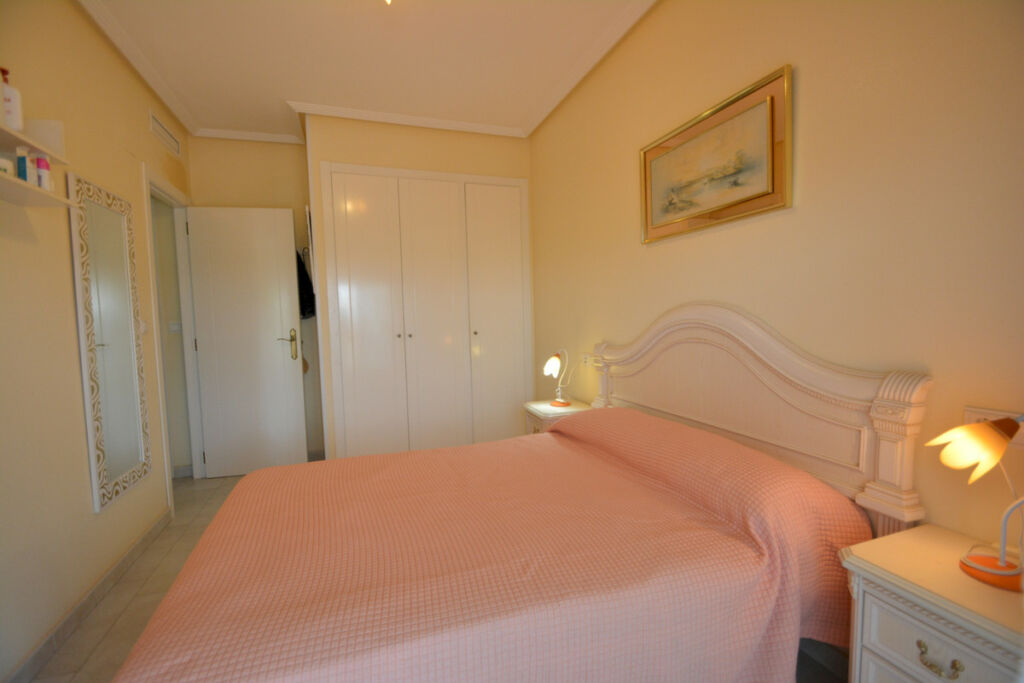 Middle Floor Apartment Guardamar del Segura Alicante - image 22
