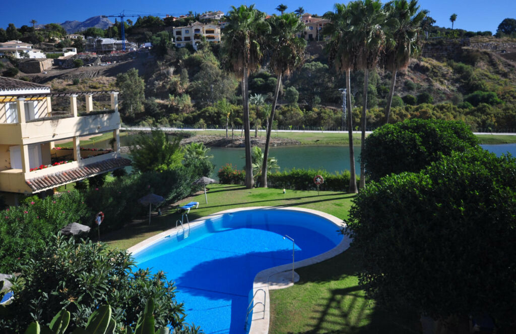 Middle Floor Apartment La Quinta Málaga - image 22