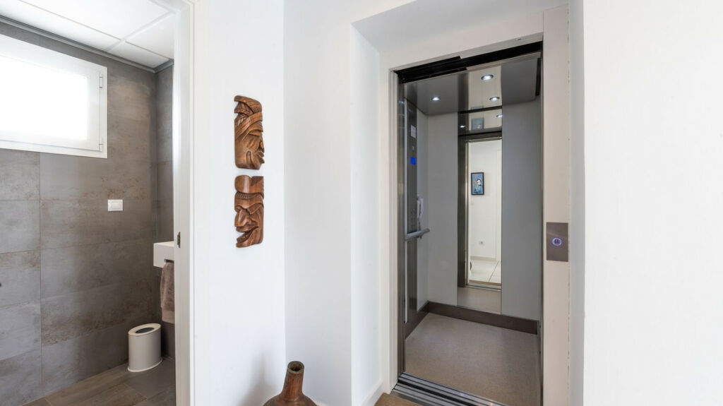 Detached Villa Benalmadena Málaga - image 22