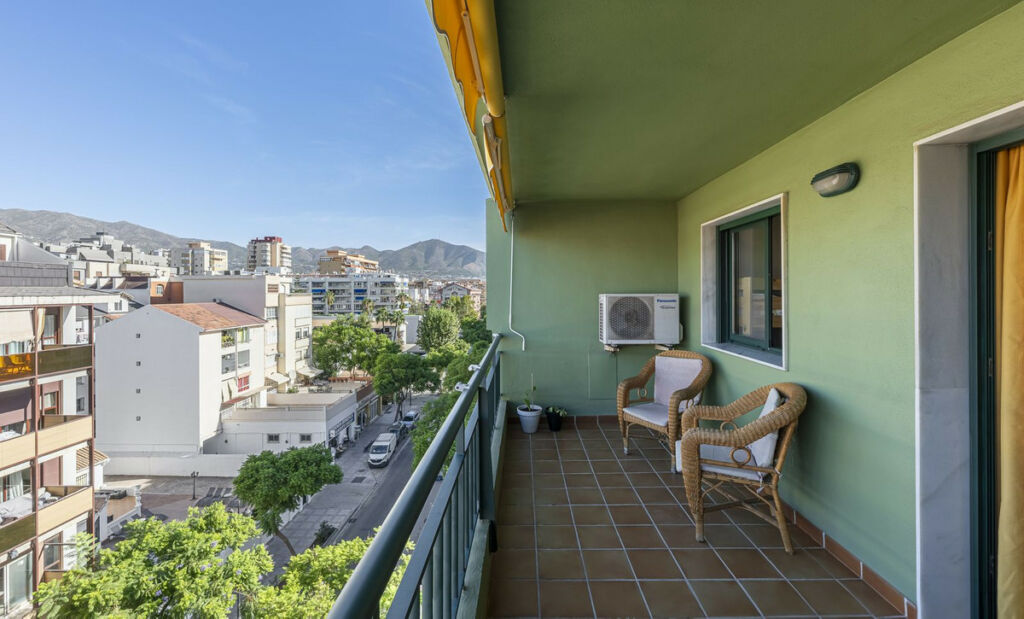 Middle Floor Apartment Fuengirola Málaga - image 22