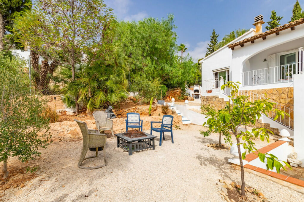 Detached Villa Moraira Alicante - image 23