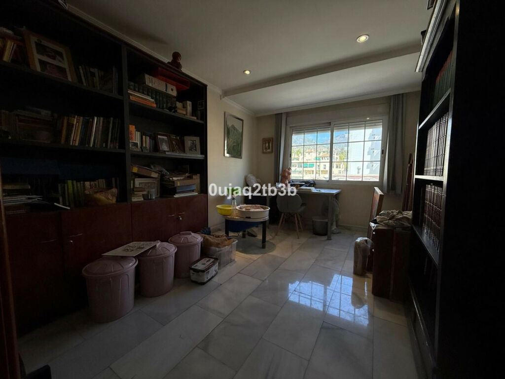 Middle Floor Apartment Marbella Málaga - image 20