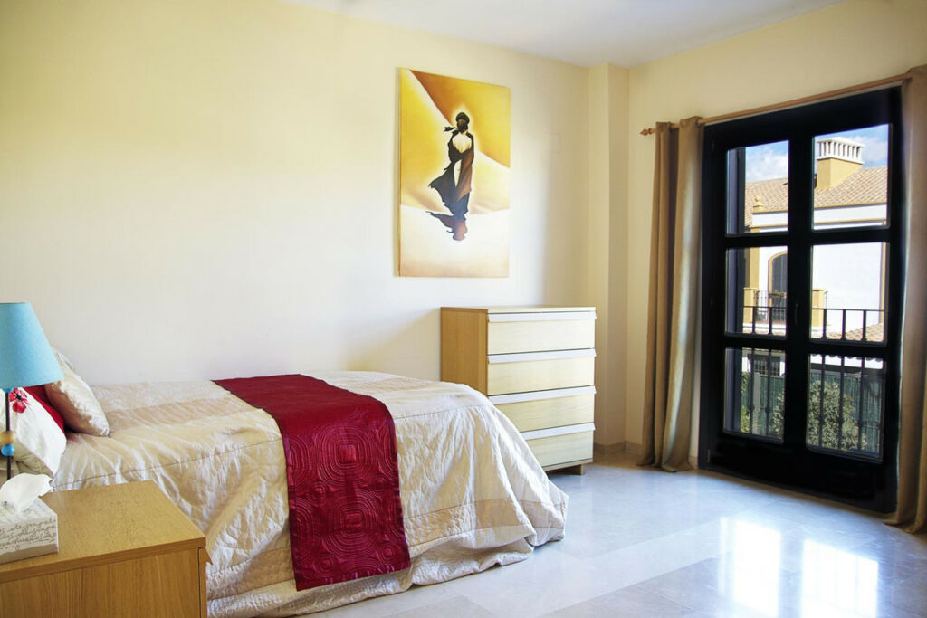 Townhouse Guadalmina Alta Málaga - image 23