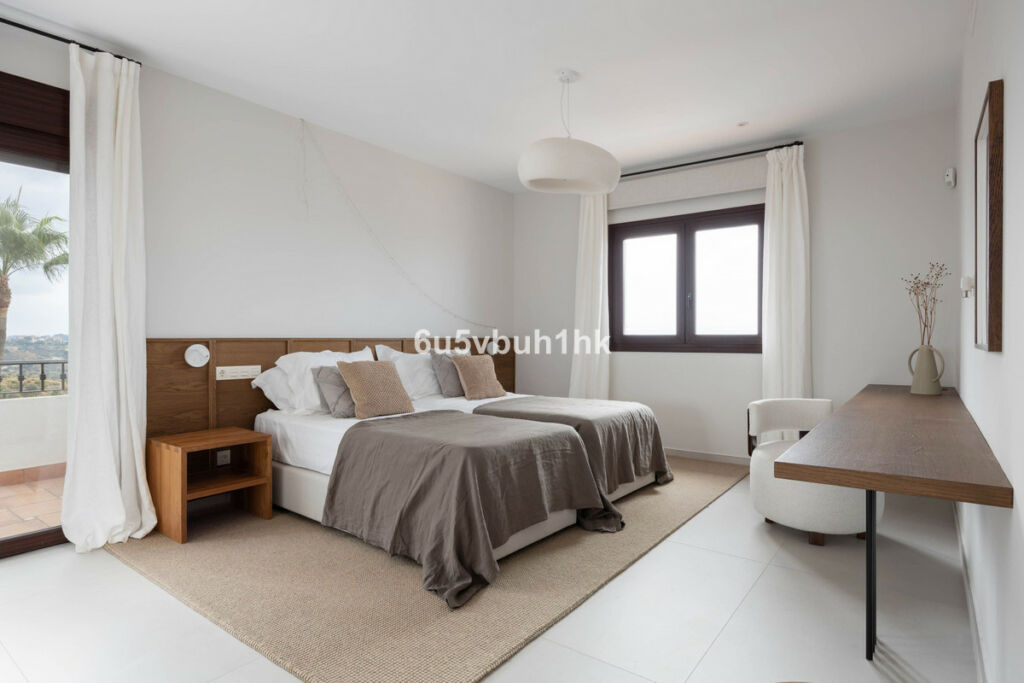 Detached Villa Marbella Málaga - image 23