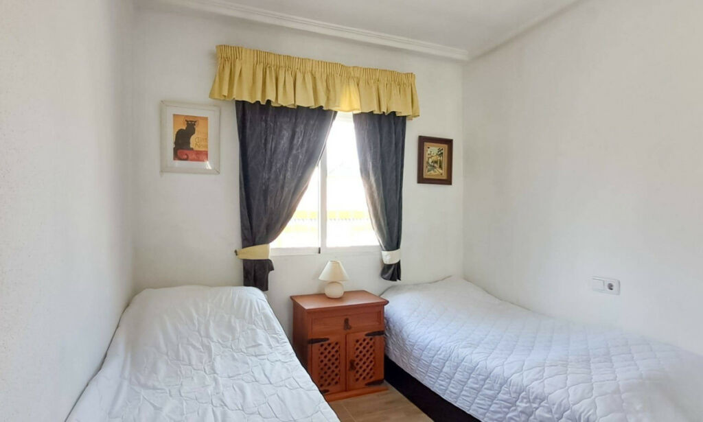Penthouse Torrevieja Alicante - image 23