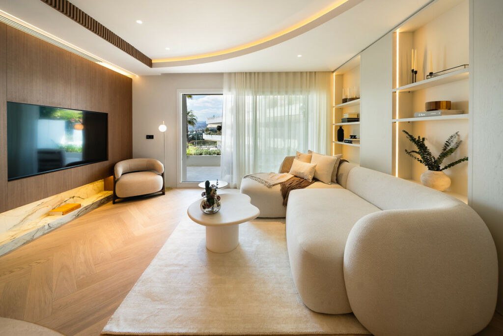 Middle Floor Apartment The Golden Mile Málaga - image 23