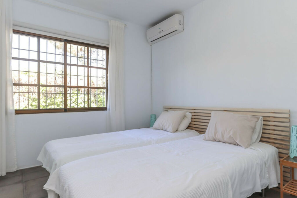 Detached Villa Coín Málaga - image 23