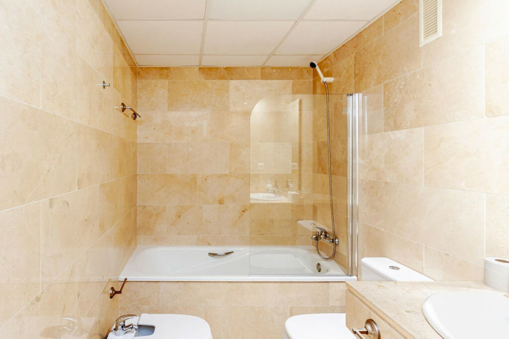 Middle Floor Apartment Villajoyosa Alicante - image 23