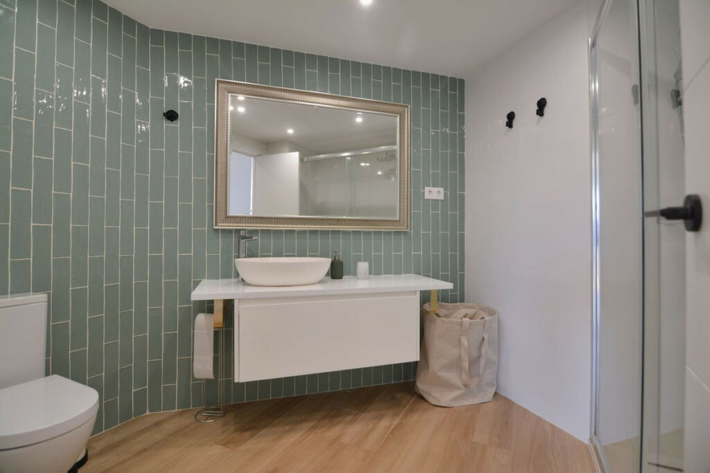 Middle Floor Apartment Torreblanca Málaga - image 23
