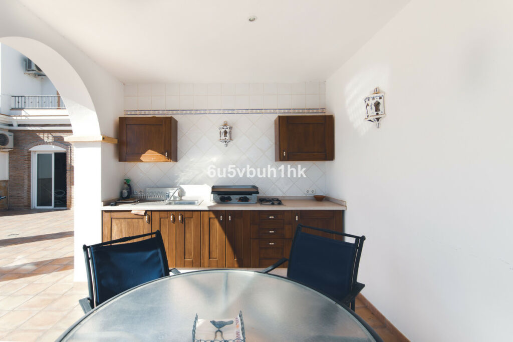 Townhouse Frigiliana Málaga - image 23