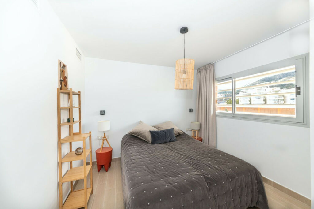 Middle Floor Apartment Fuengirola Málaga - image 22