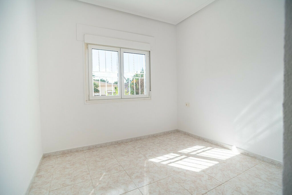 Detached Villa Ciudad Quesada Alicante - image 23