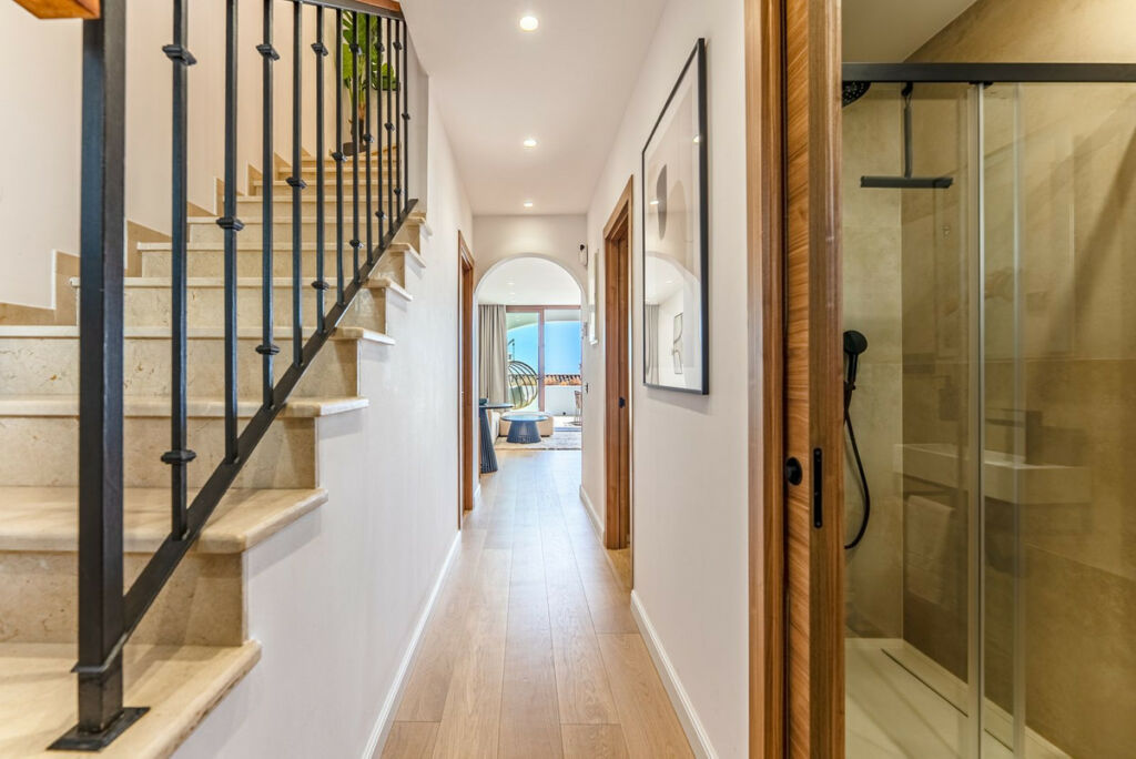 Townhouse Benahavís Málaga - image 23