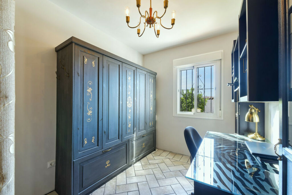 Detached Villa Fuengirola Málaga - image 23