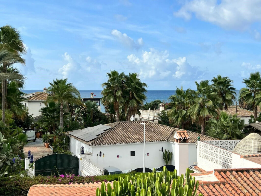Detached Villa Costabella Málaga - image 23