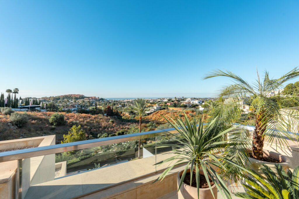 Middle Floor Apartment Nueva Andalucía Málaga - image 23