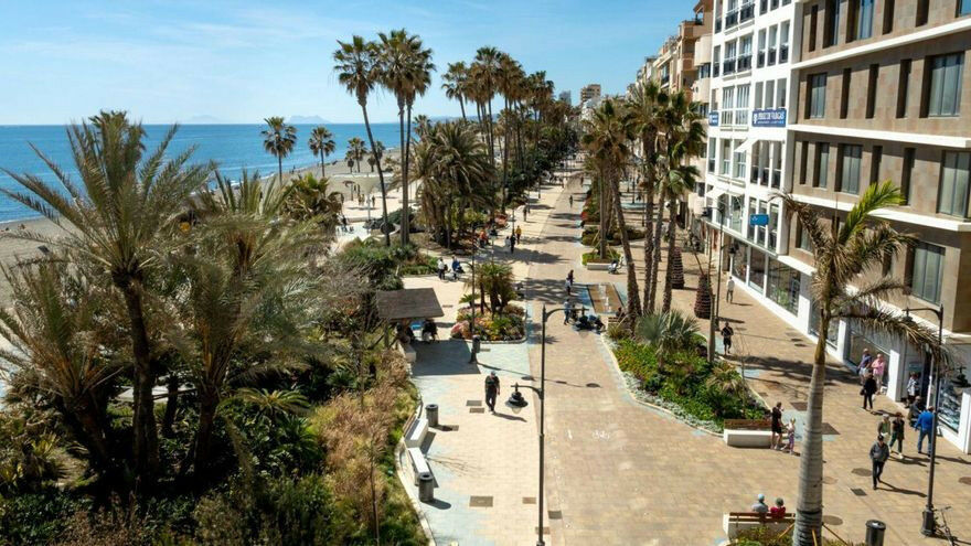 Middle Floor Apartment Estepona Málaga - image 23