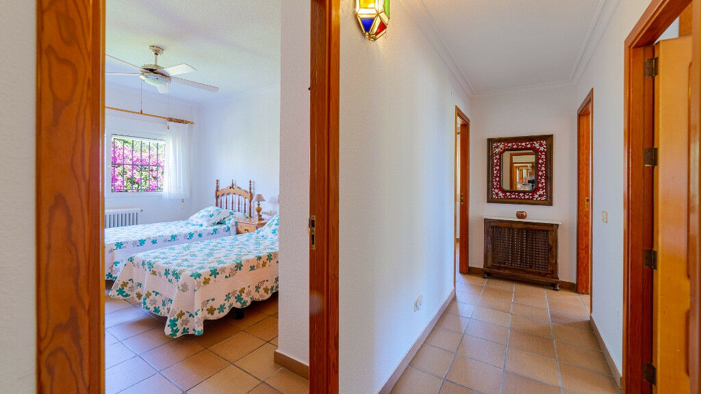 Detached Villa Campoamor Alicante - image 23