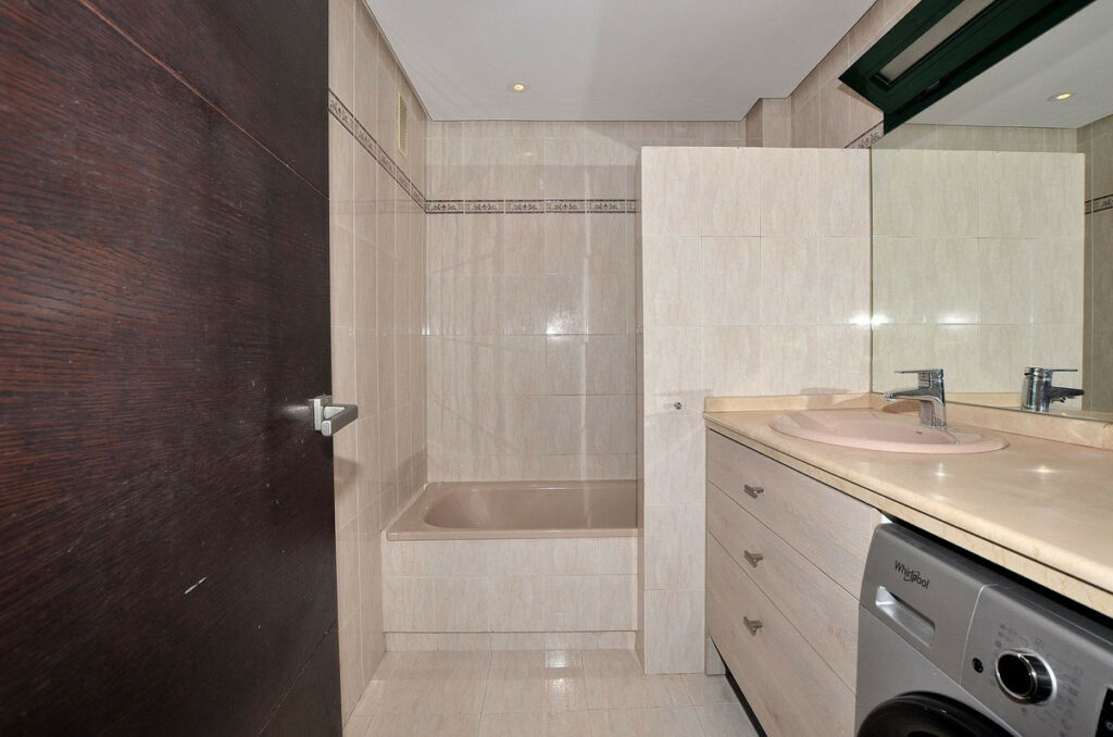 Middle Floor Apartment Benalmadena Pueblo Málaga - image 23