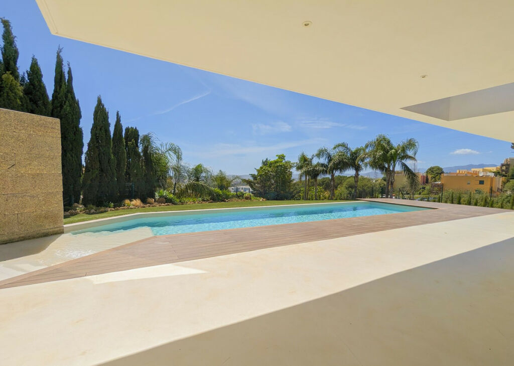 Detached Villa Benalmadena Málaga - image 23