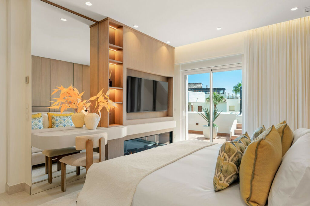 Penthouse New Golden Mile Málaga - image 23