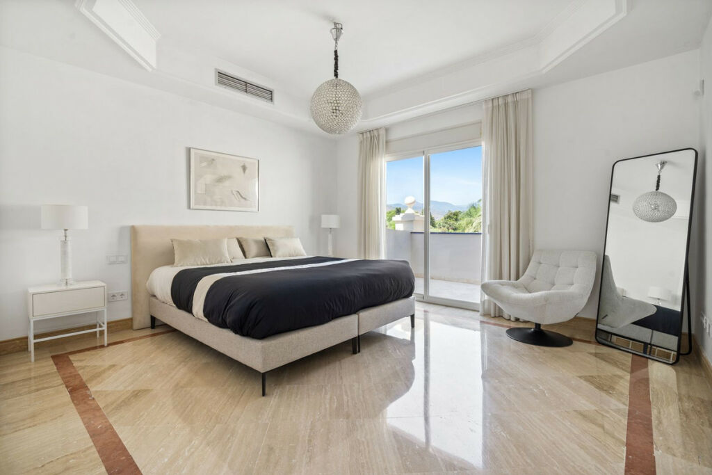 Penthouse Duplex Marbella Málaga - image 23