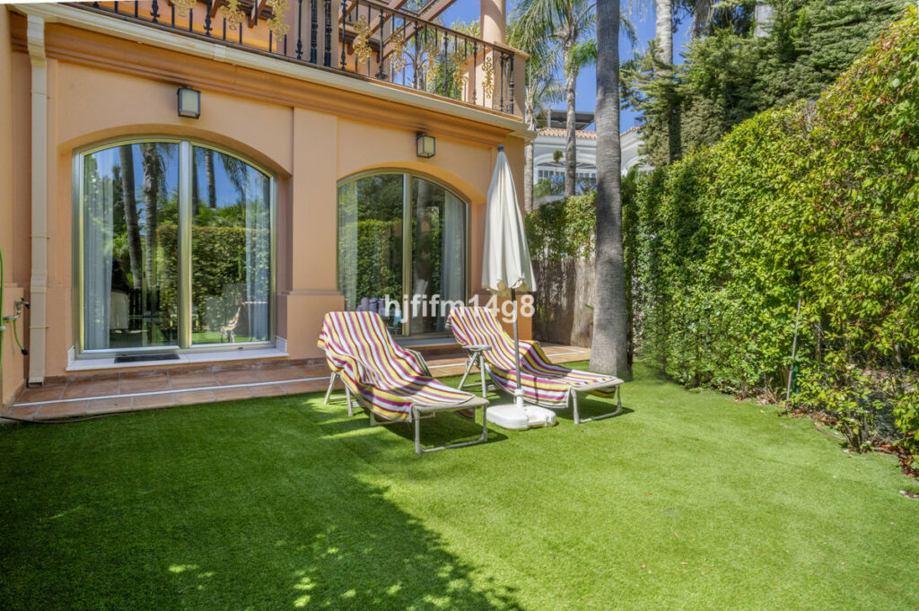 Ground Floor Apartment Puerto Banús Málaga - image 23