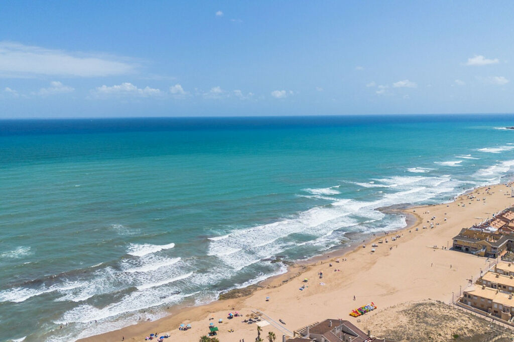 Middle Floor Apartment La Mata Alicante - image 23
