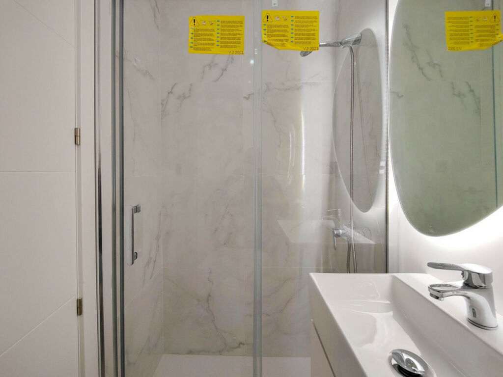 Middle Floor Apartment Punta Prima Alicante - image 23