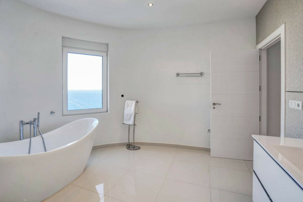 Detached Villa Javea Alicante - image 23