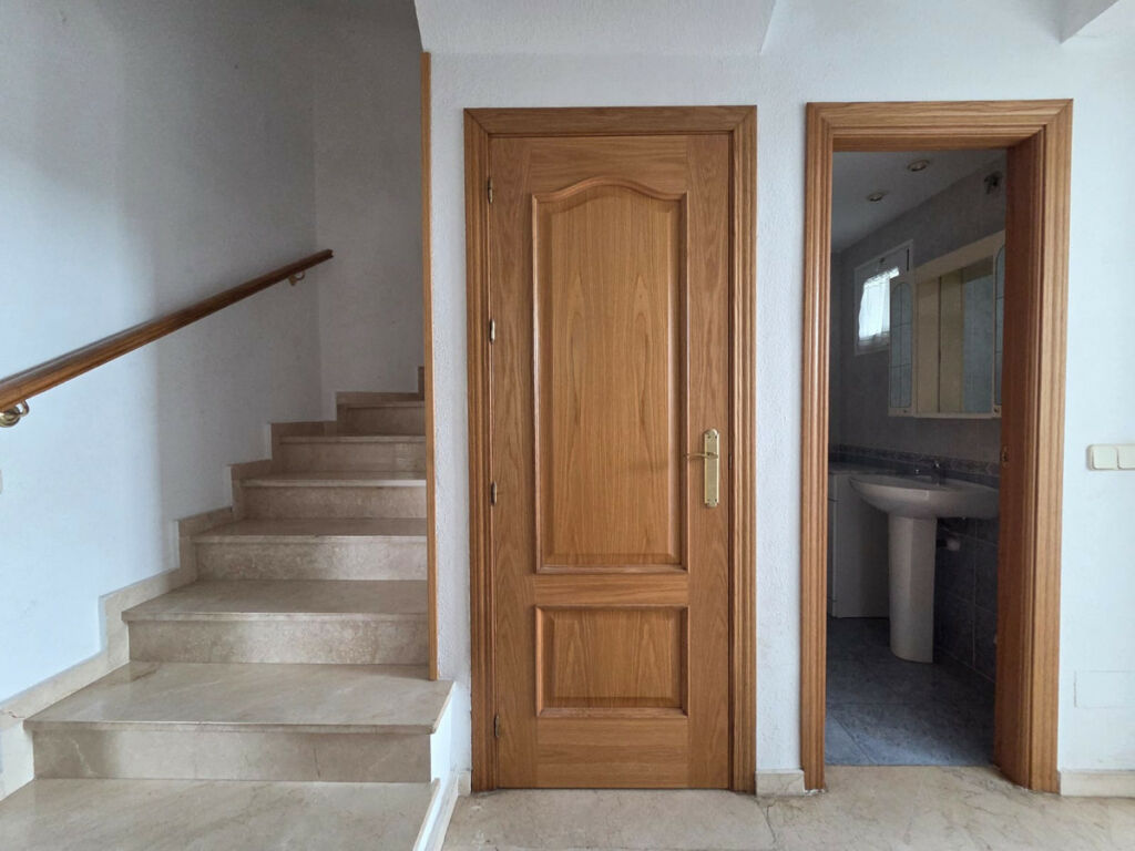 Semi-Detached House The Golden Mile Málaga - image 23
