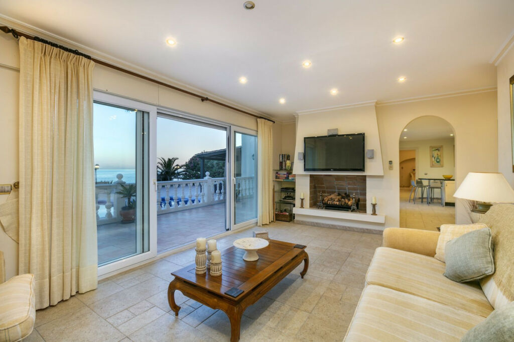 Detached Villa Marbesa Málaga - image 22