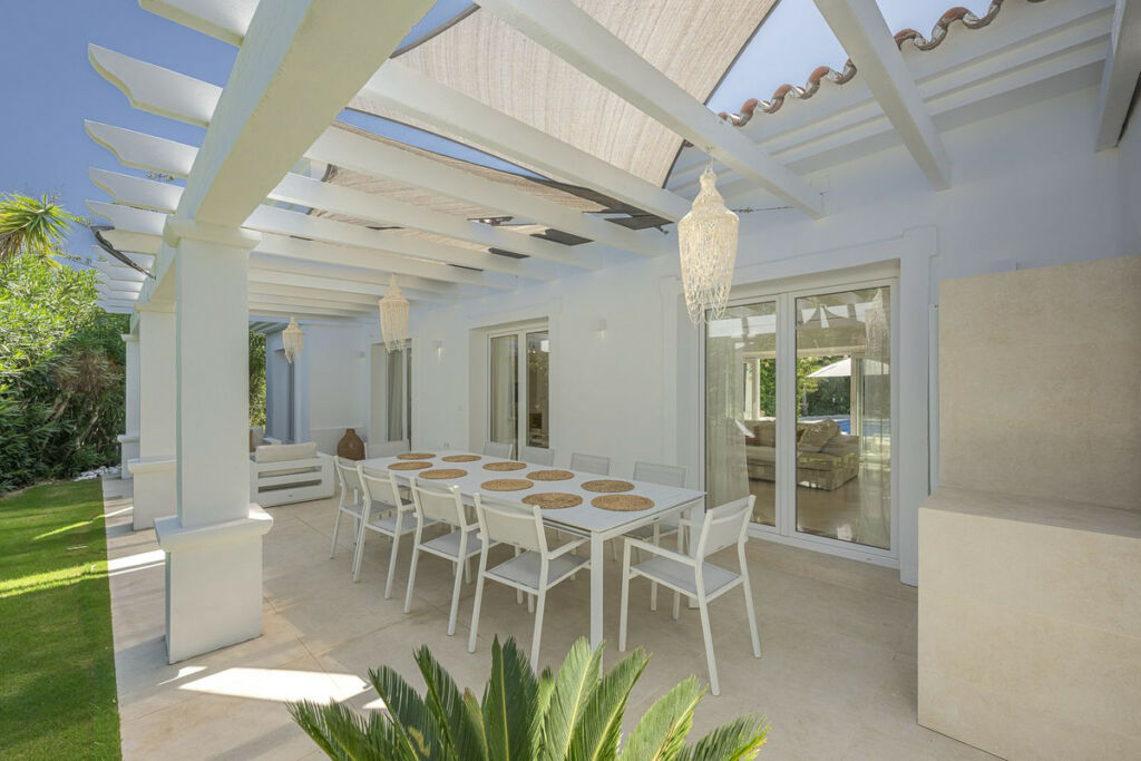 Detached Villa Sotogrande Costa Cádiz - image 23
