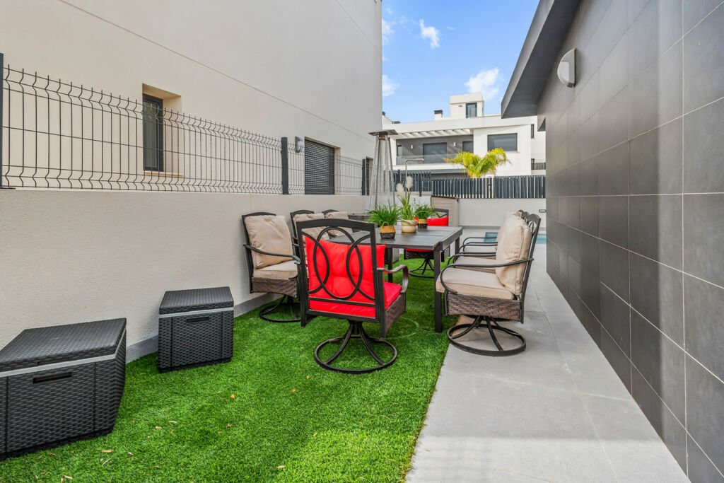 Detached Villa Algorfa Alicante - image 23