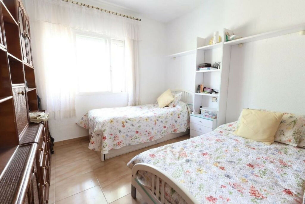 Detached Villa Torrevieja Alicante - image 22