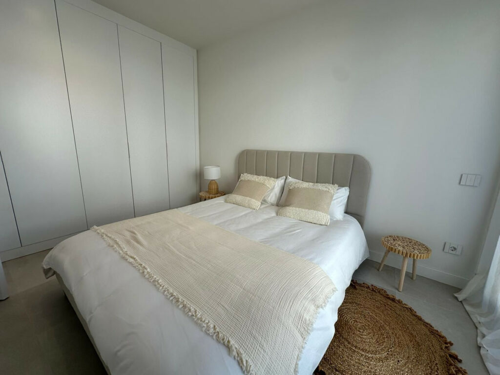 Middle Floor Apartment Selwo Málaga - image 23