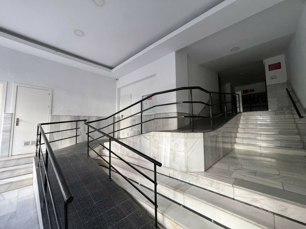 Middle Floor Studio Torremolinos Málaga - image 23