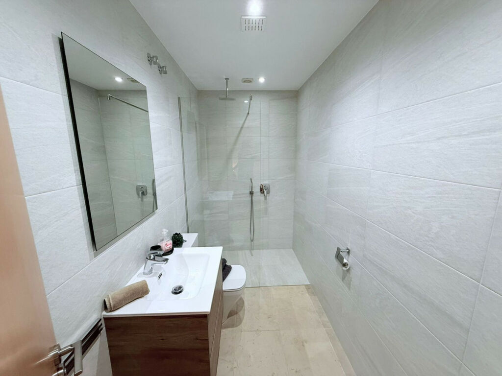 Townhouse Manilva Málaga - image 22