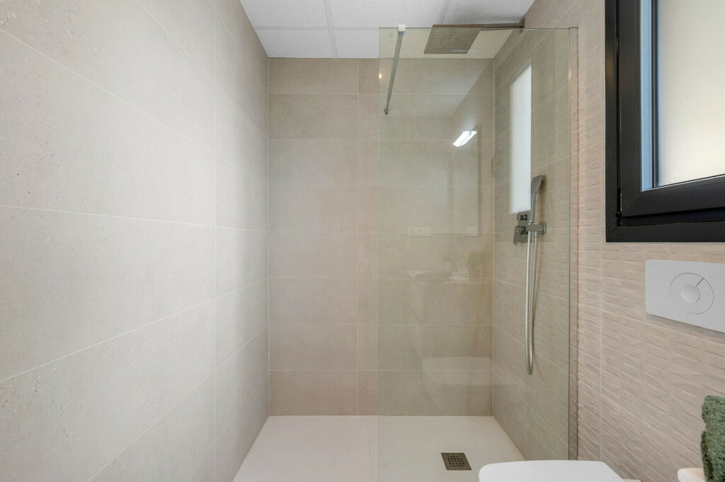 Ground Floor Apartment Los Altos Alicante - image 23