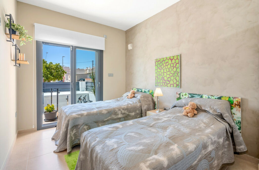 Townhouse Formentera del Segura Alicante - image 23