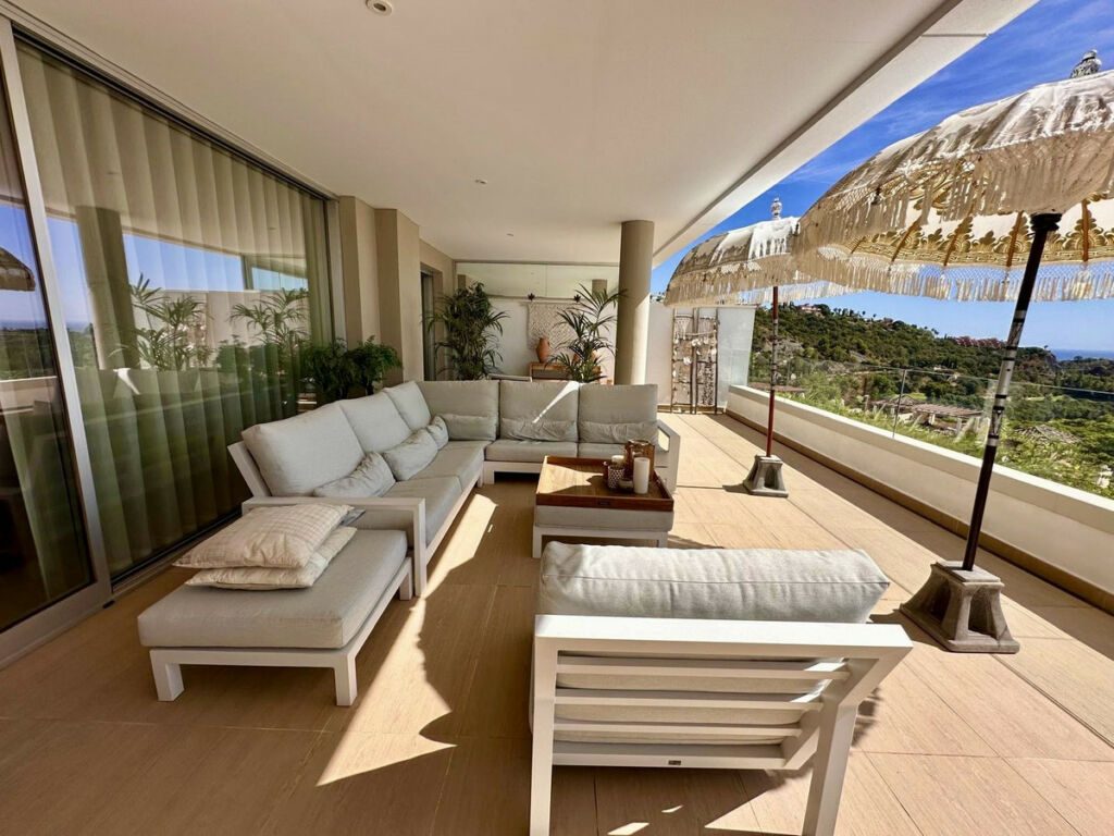 Ground Floor Apartment Benahavís Málaga - image 20