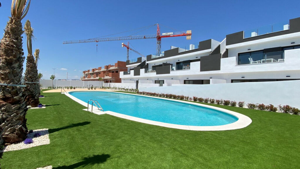 Townhouse Los Balcones Alicante - image 23