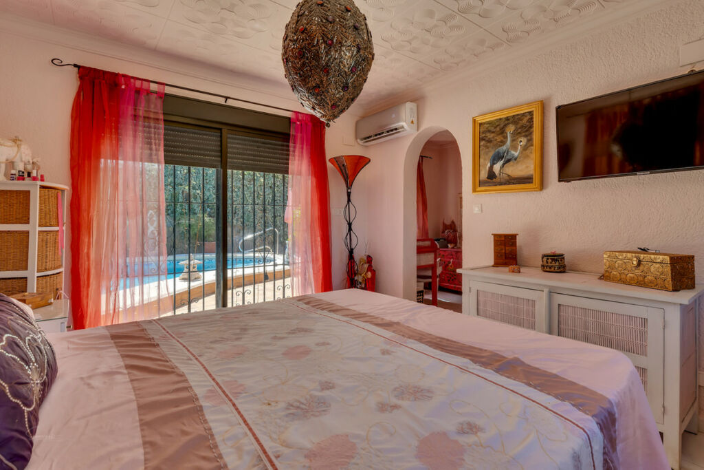 Detached Villa Orba Alicante - image 23