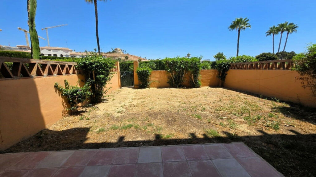 Townhouse La Cala de Mijas Málaga - image 23